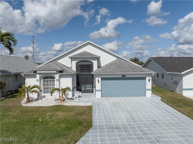 3758 Sabal Springs BLVD, North Fort Myers, FL 33917