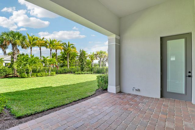 10815 Stellar Circle, Palm Beach Gardens, FL 33412