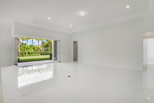 10815 Stellar Circle, Palm Beach Gardens, FL 33412