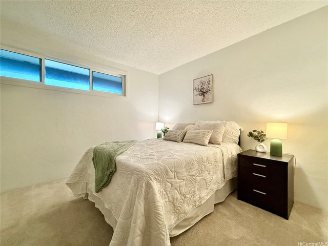 500 Lunalilo Home Road 25B, Honolulu, HI 96825