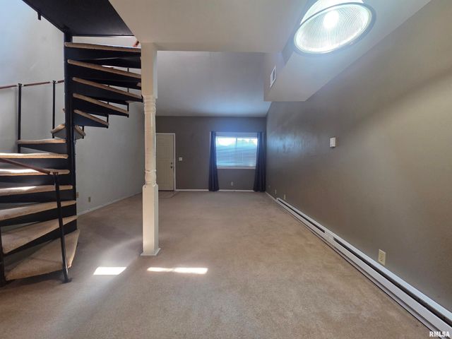 3107 W Willow Knolls Dr Apt 9A, Peoria, IL 61614