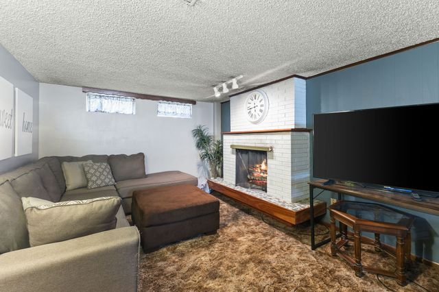 627 Broad Street, Des Moines, IA 50315