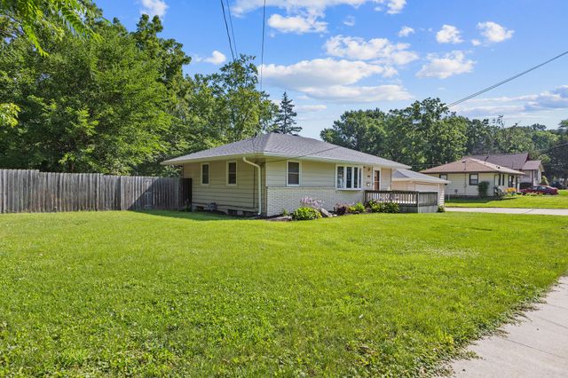 627 Broad Street, Des Moines, IA 50315