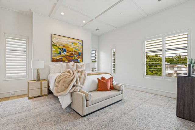 4436 Belclaire Avenue, Highland Park, TX 75205