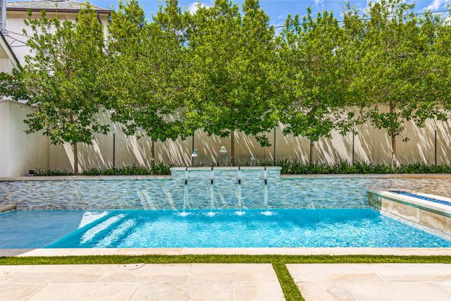 4436 Belclaire Avenue, Highland Park, TX 75205