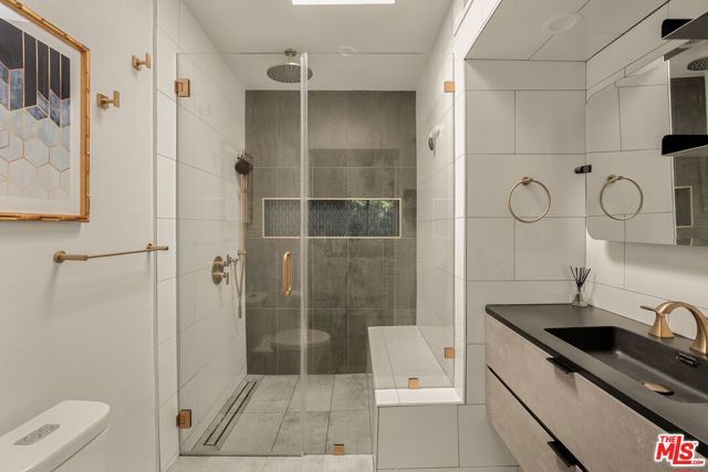 922 Lincoln Boulevard 2, Santa Monica, CA 90403