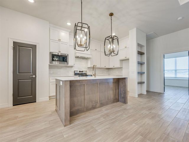 6709 NW 143rd Circle, Oklahoma City, OK 73142