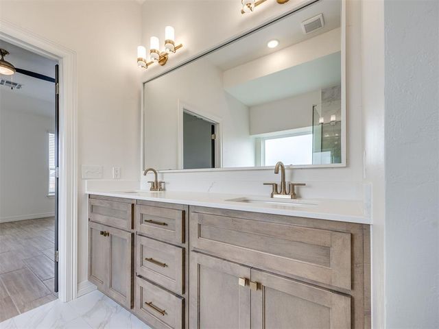 6709 NW 143rd Circle, Oklahoma City, OK 73142