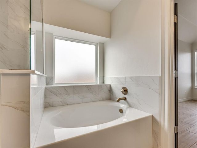 6709 NW 143rd Circle, Oklahoma City, OK 73142