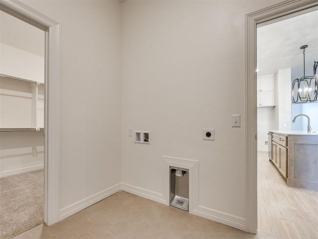 6709 NW 143rd Circle, Oklahoma City, OK 73142