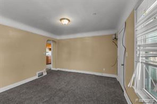8343 American Street, Detroit, MI 48204