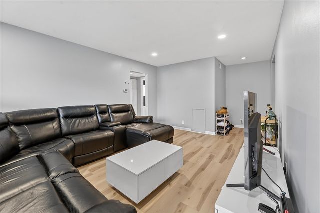 2140 Pauline Boulevard 206, Ann Arbor, MI 48103