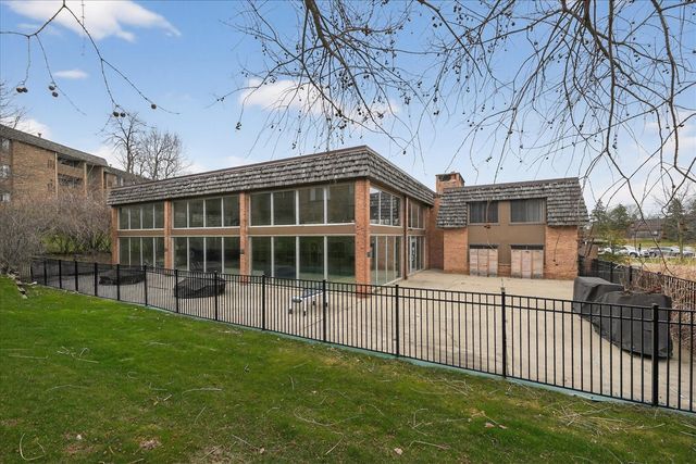 2140 Pauline Boulevard 206, Ann Arbor, MI 48103