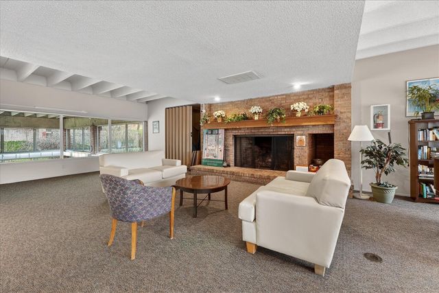 2140 Pauline Boulevard 206, Ann Arbor, MI 48103