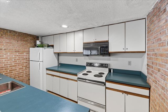 2140 Pauline Boulevard 206, Ann Arbor, MI 48103