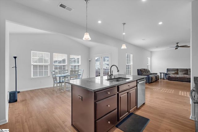 529 Bucklebury Road Road, Greer, SC 29651