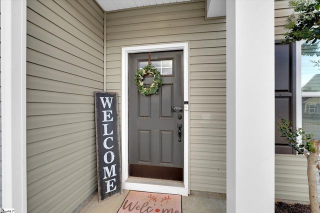 529 Bucklebury Road Road, Greer, SC 29651