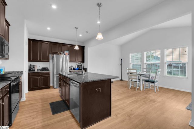 529 Bucklebury Road Road, Greer, SC 29651