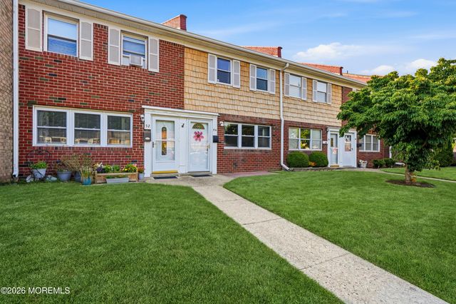 54 Briar Mills Drive, Brick, NJ 08724