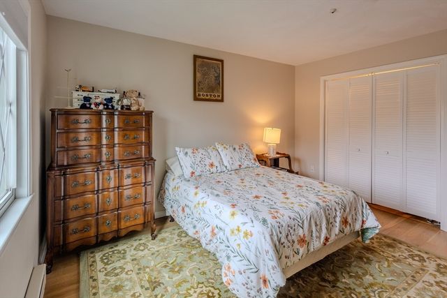 19 Rainbow Pond Dr B2, Walpole, MA 02081