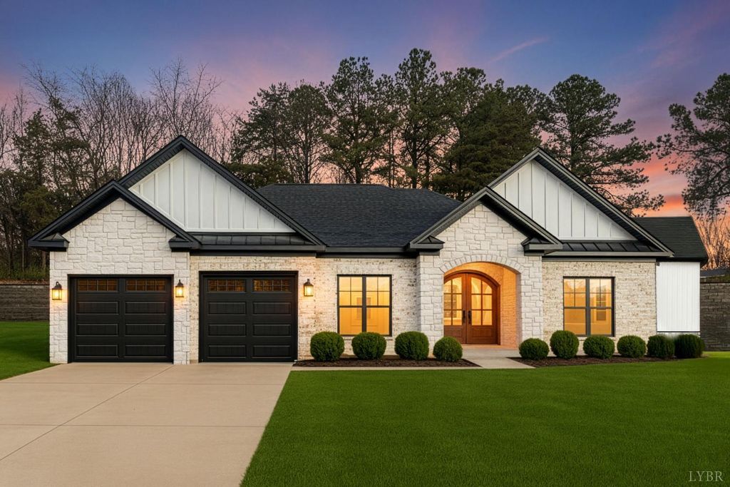 19 Crest Ridge Court, Rustburg, VA 24588