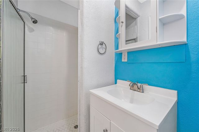 1021 Griffith Avenue, Las Vegas, NV 89104