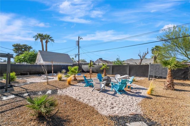 1021 Griffith Avenue, Las Vegas, NV 89104