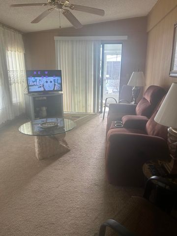 41 Verde Vis, Fort Pierce, FL 34951