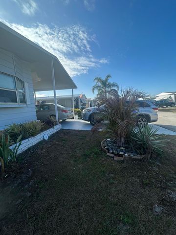 41 Verde Vis, Fort Pierce, FL 34951
