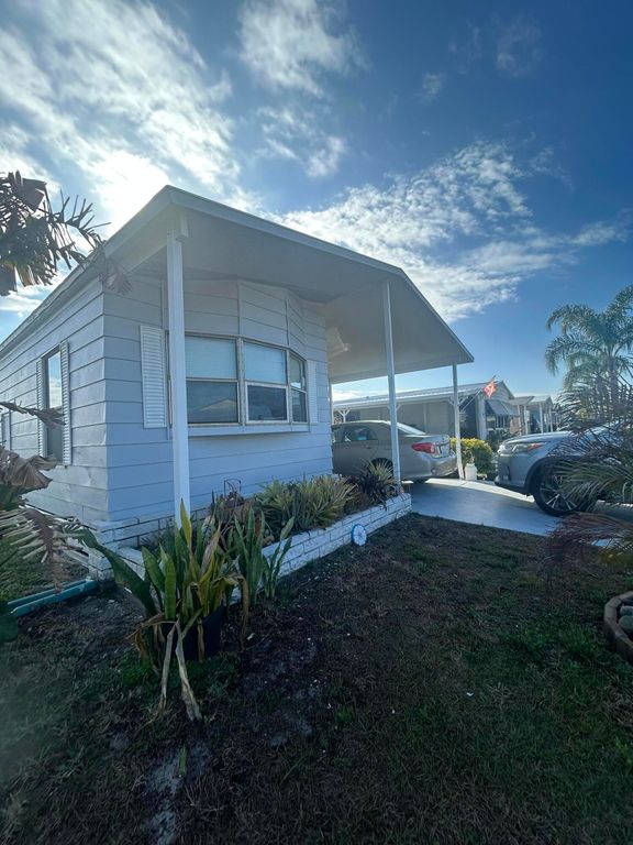 41 Verde Vis, Fort Pierce, FL 34951