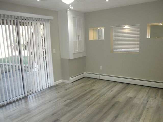 52 Walker, Seekonk, MA 02771