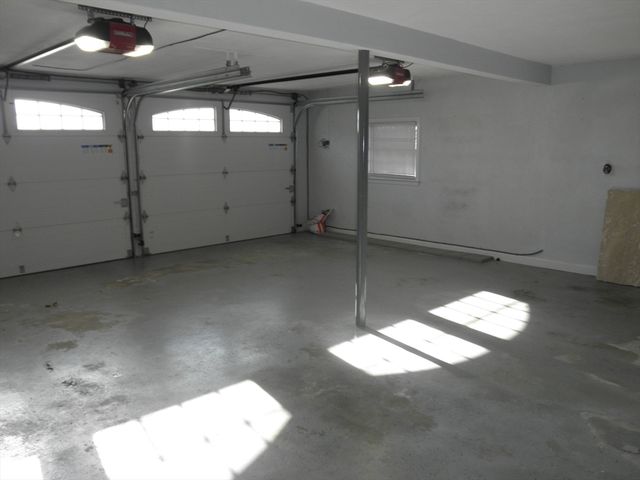 52 Walker, Seekonk, MA 02771