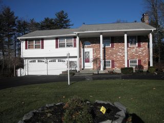52 Walker, Seekonk, MA 02771