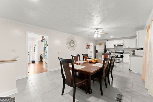 4548 Holiday Heights Drive, Oakwood, GA 30566