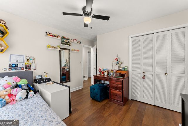 4548 Holiday Heights Drive, Oakwood, GA 30566