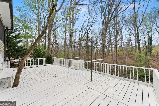 4548 Holiday Heights Drive, Oakwood, GA 30566