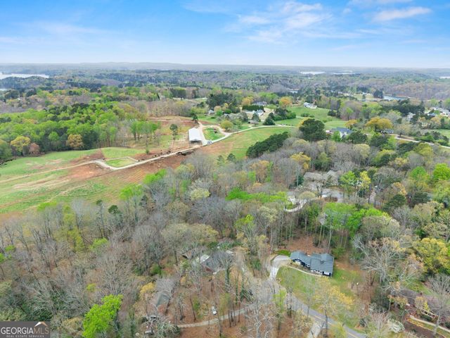 4548 Holiday Heights Drive, Oakwood, GA 30566