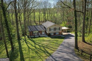 4548 Holiday Heights Drive, Oakwood, GA 30566