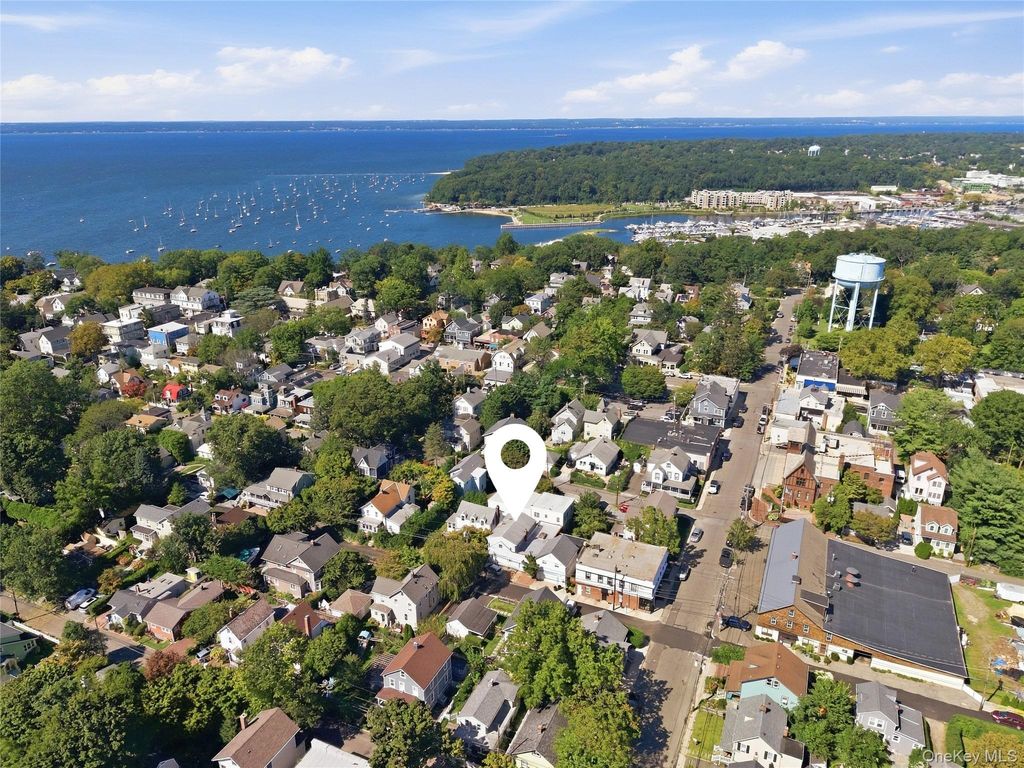 70 14th Avenue, Sea Cliff, NY 11579 — exterior