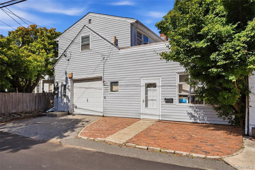 70 14th Avenue, Sea Cliff, NY 11579 — photo 5