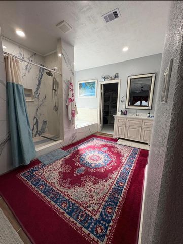 105 Road 5807, Cleveland, TX 77327