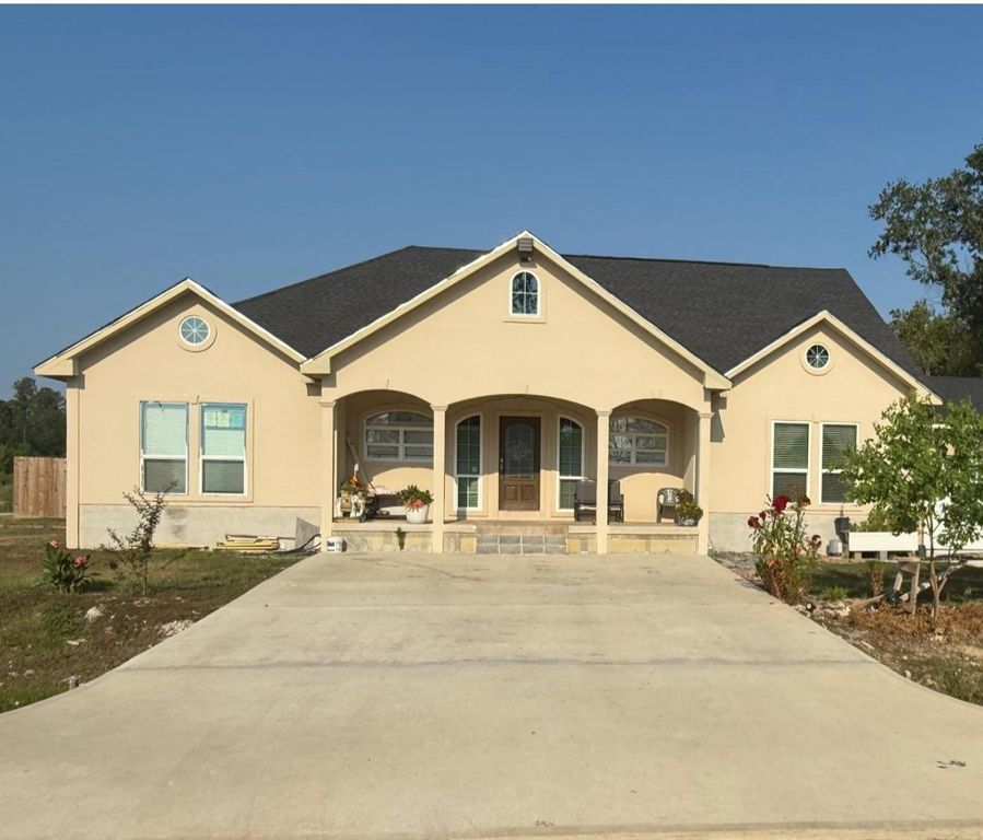 105 Road 5807, Cleveland, TX 77327