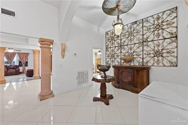 652 W Canton Road, Donna, TX 78537