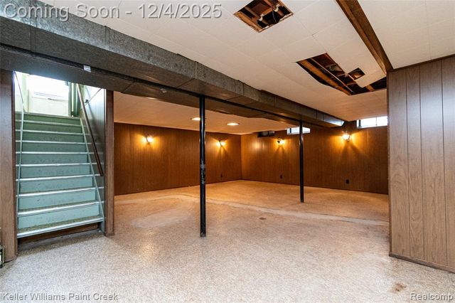 1015 Easley Drive, Westland, MI 48186