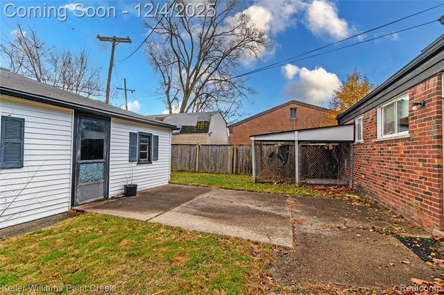 1015 Easley Drive, Westland, MI 48186