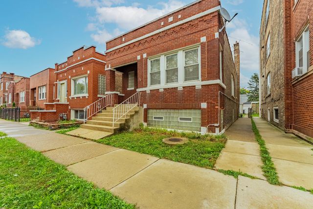 1951 S Central Avenue, Cicero, IL 60804
