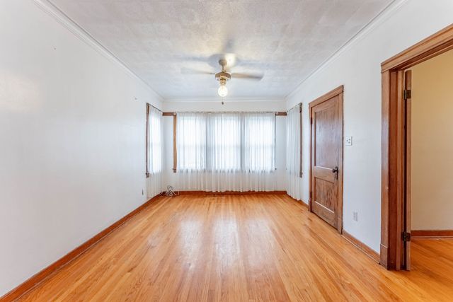 1951 S Central Avenue, Cicero, IL 60804