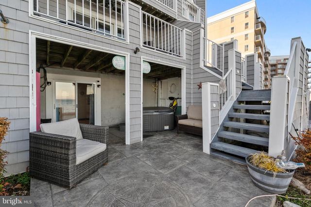 8349 BAY CREST CT, Chesapeake Beach, MD 20732