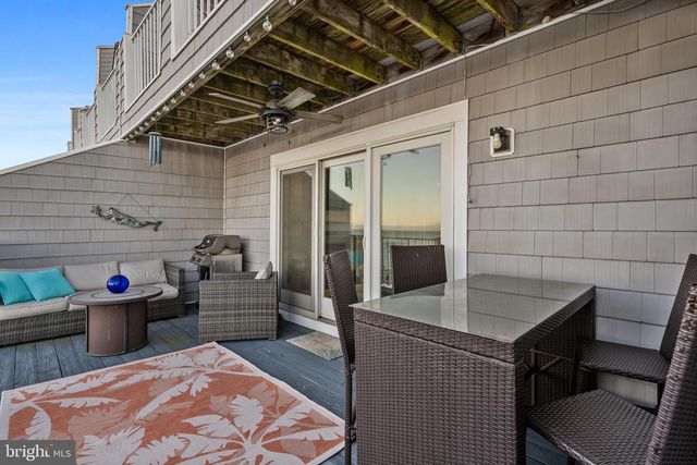 8349 BAY CREST CT, Chesapeake Beach, MD 20732