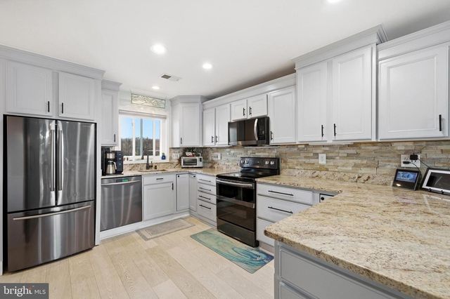 8349 BAY CREST CT, Chesapeake Beach, MD 20732